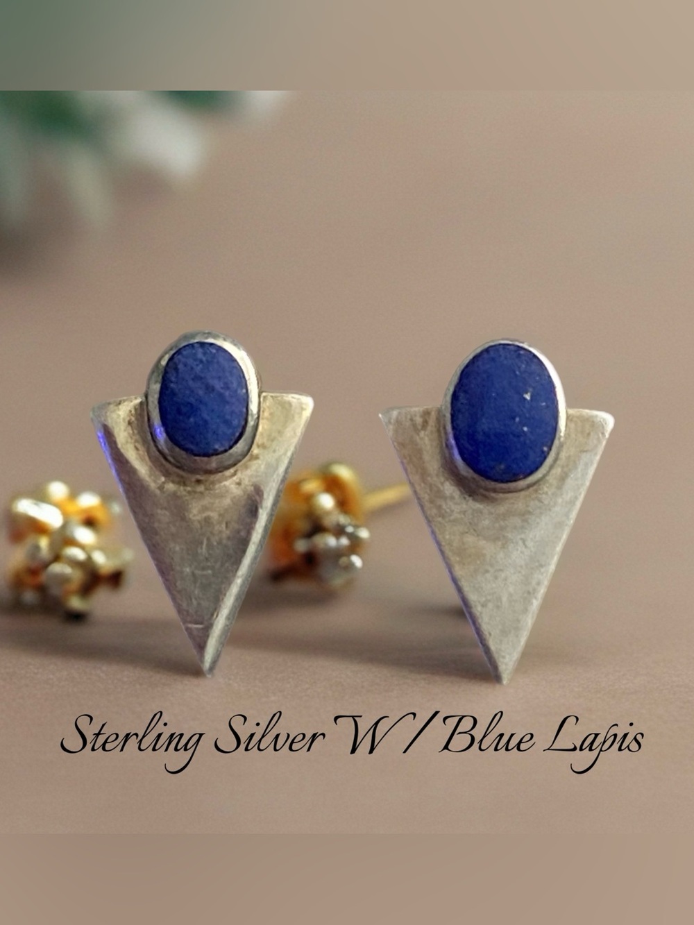 Vintage Sterling Silver Triangle Earrings with 4mm Blue Lapis Lazuli Oval Stone.